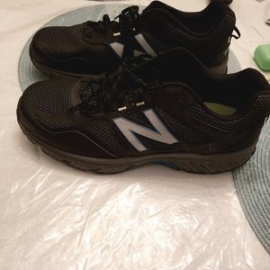 Men's New Balance sneakers